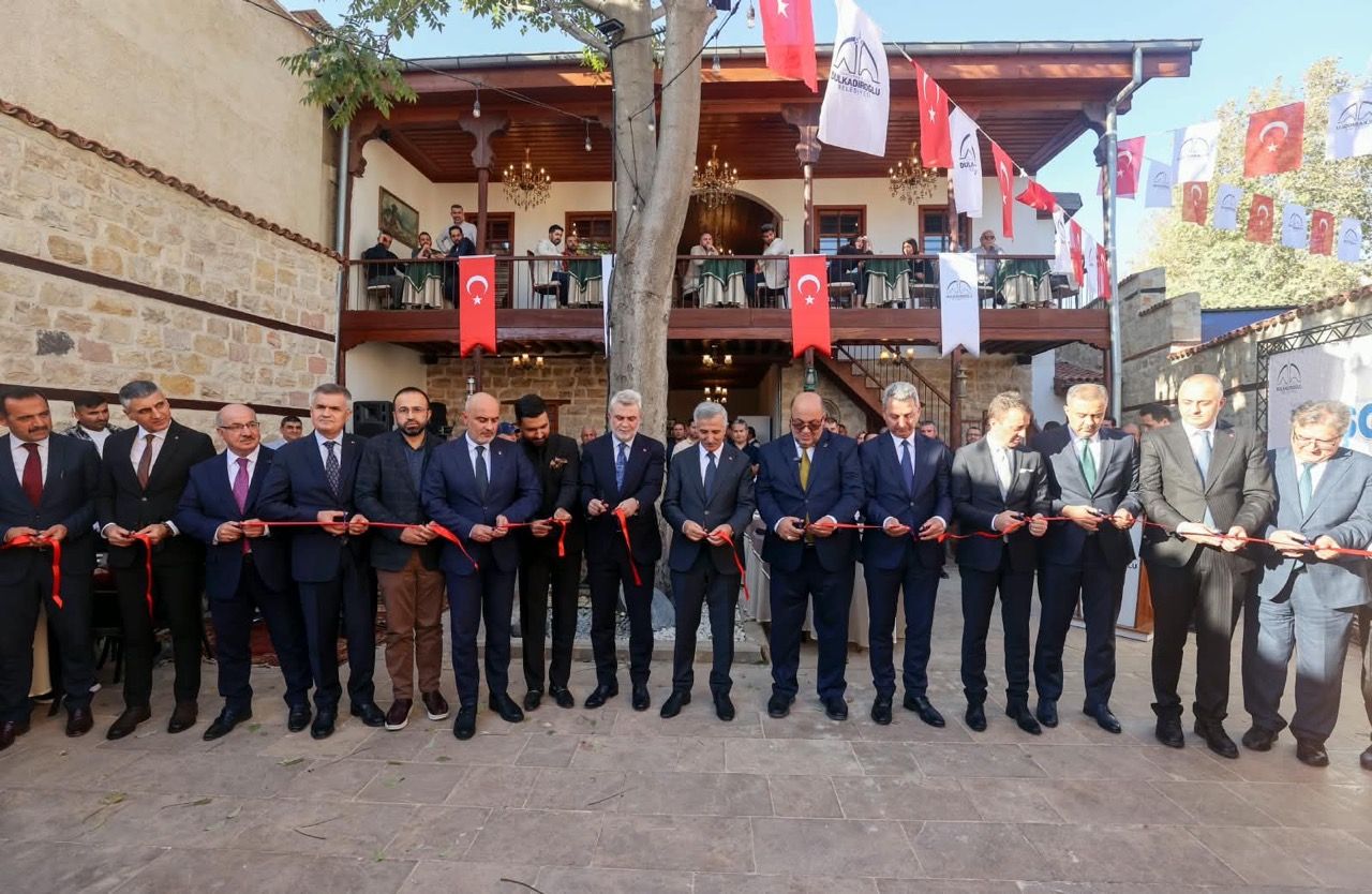 Dulkadiroğlu’nda Kültür ve Sanata Yeni Bir Soluk: Avlu1890 Görkemli Törenle Açıldı